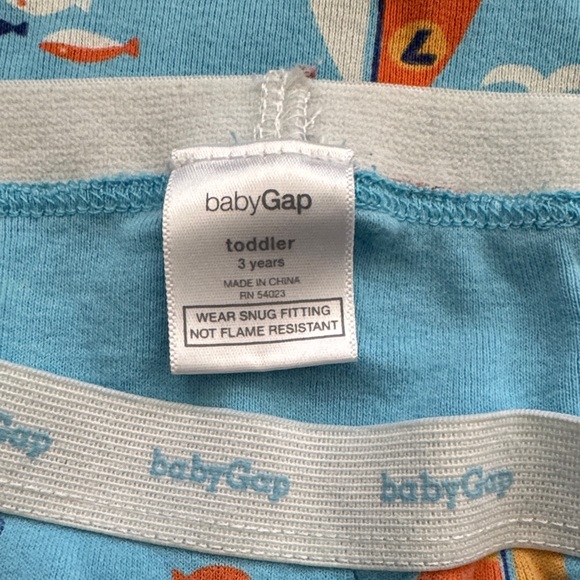 GAP Toddler Light Blue Shirt - Picture 3 of 3
